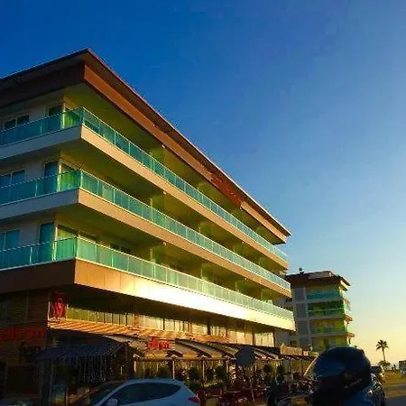 Ela App Beach Apartmán *